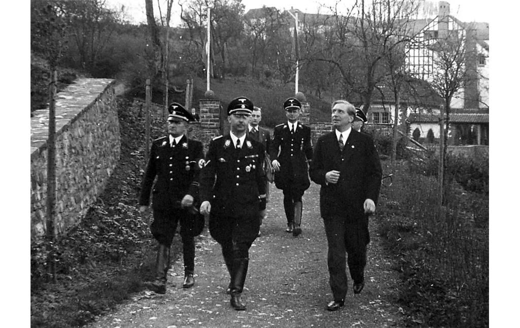 Bild 24: Werner Peiner empfängt Reichsführer SS Heinrich Himmler am 7. Mai 1939.