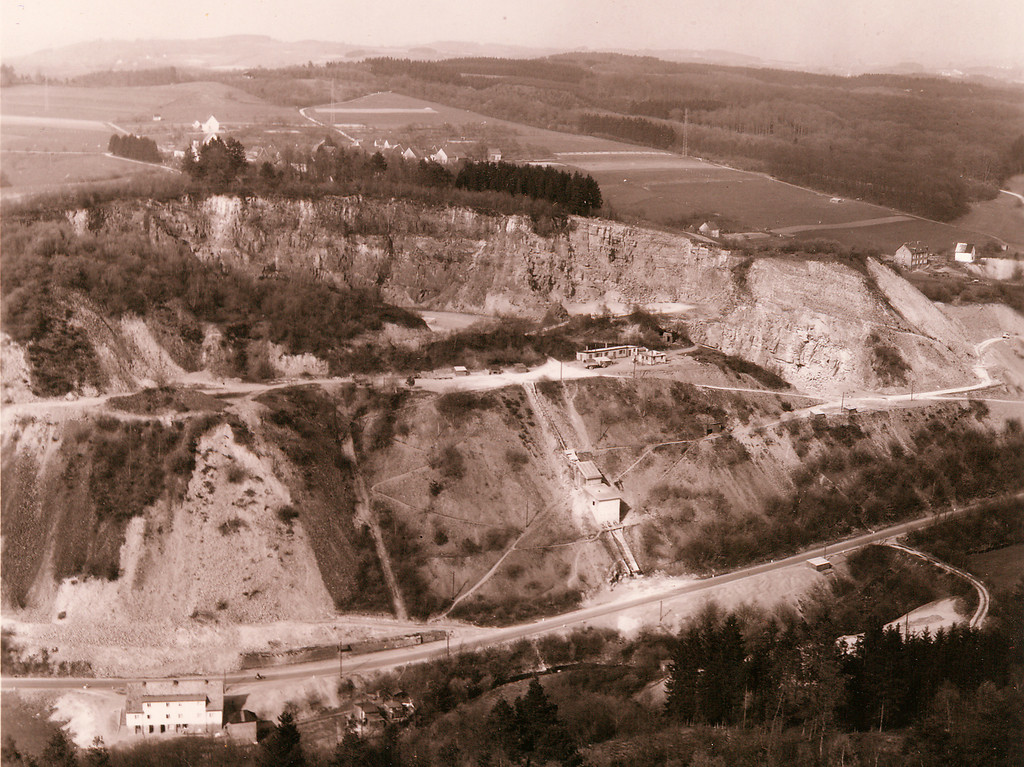 Luftbild des Wilhelmsbruch bei Morkepütz (1958).