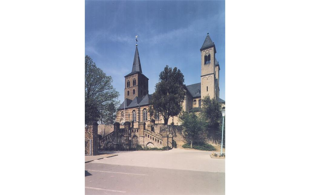 Bergheim-Bergheimerdorf, Katholische Pfarrkirche St. Remigius (1983)