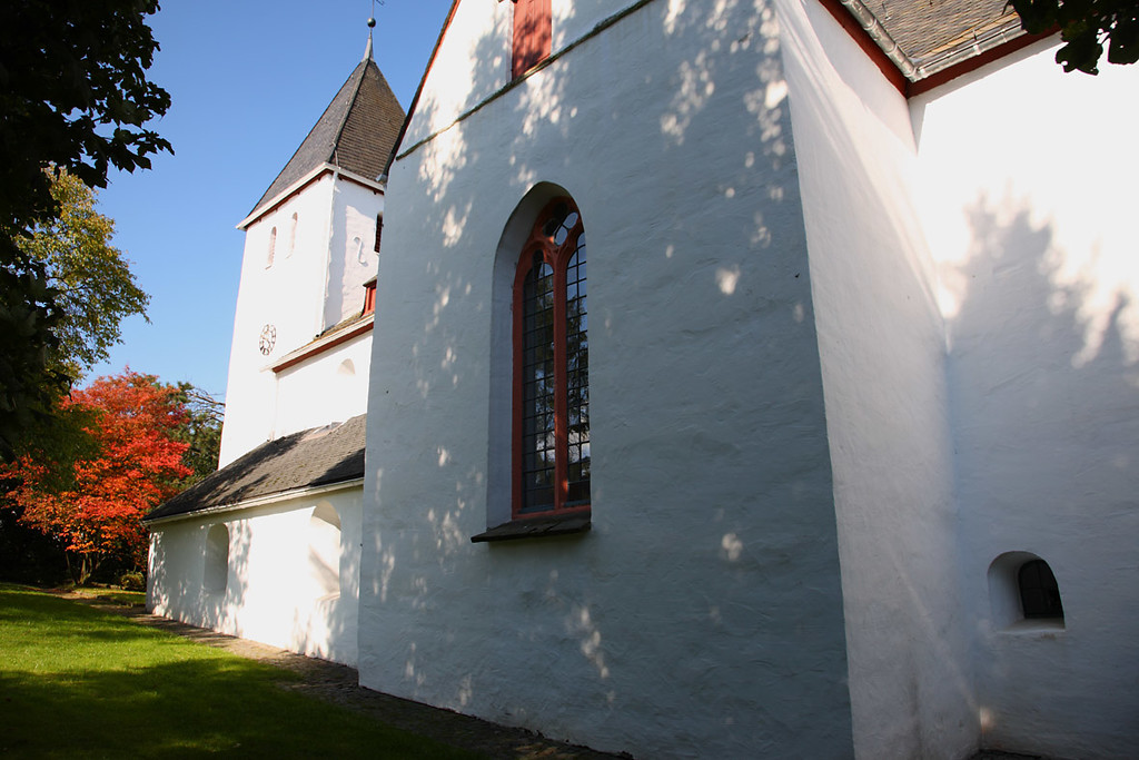 Weiß verputzte evangelische Kirche zu Müllenbach (2008)