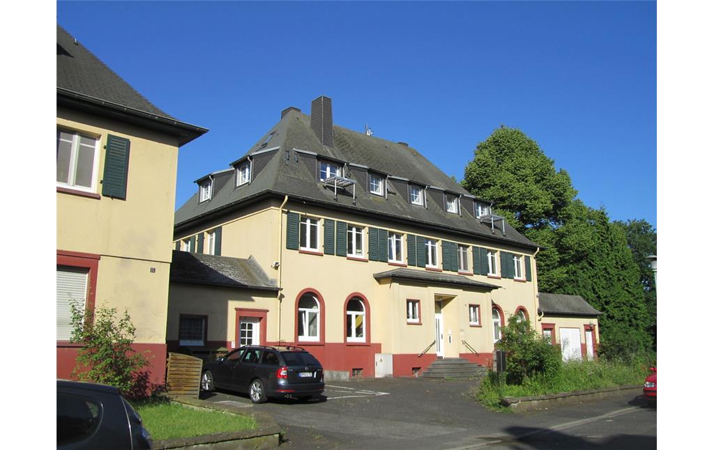 Gästehaus und Ausbildungsstätte für Hauswirtschafterinnen der Hoechst AG in der Gartenstraße in Knapsack (2014; freundlicher Hinweis von Herrn Alfred Teske, 2020)