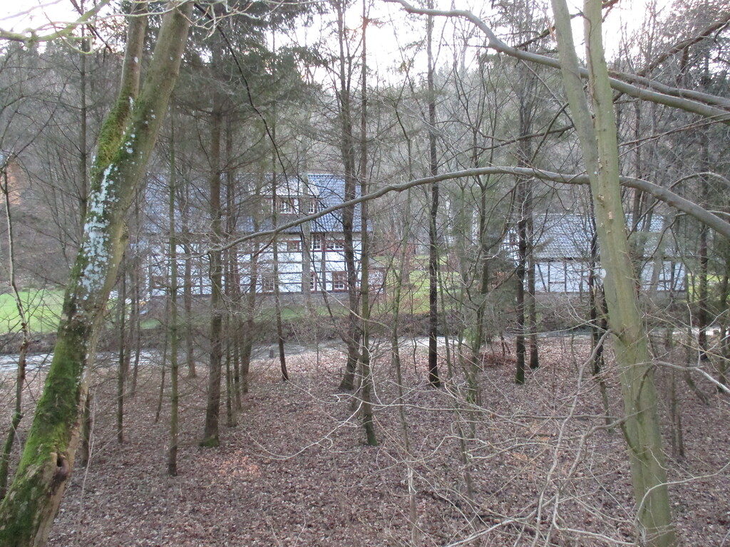 Gebäude auf dem Areal des ehemaligen Hüttenwerks Zweifallshammer (2015)