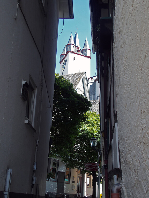Hauptturm der Höhenburg Grafenschloss Diez (2020)