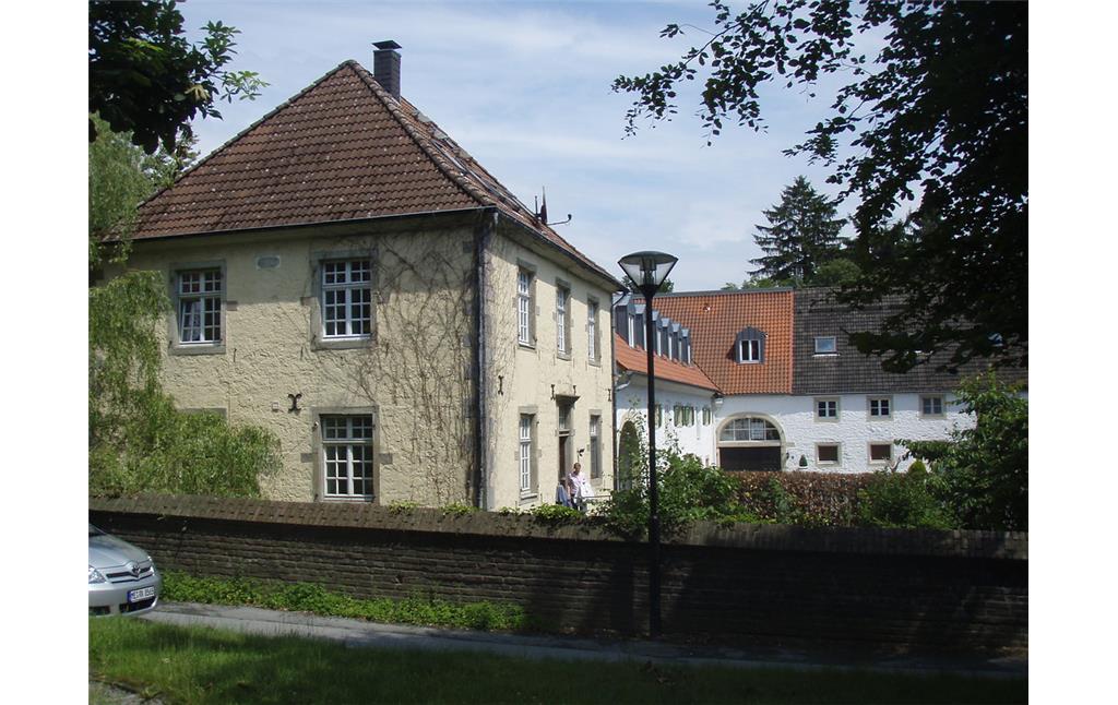 Wülfrath-Düssel, Haus Düssel 2 - 18, Landwirtschaftliches Anwesen Haus Düssel