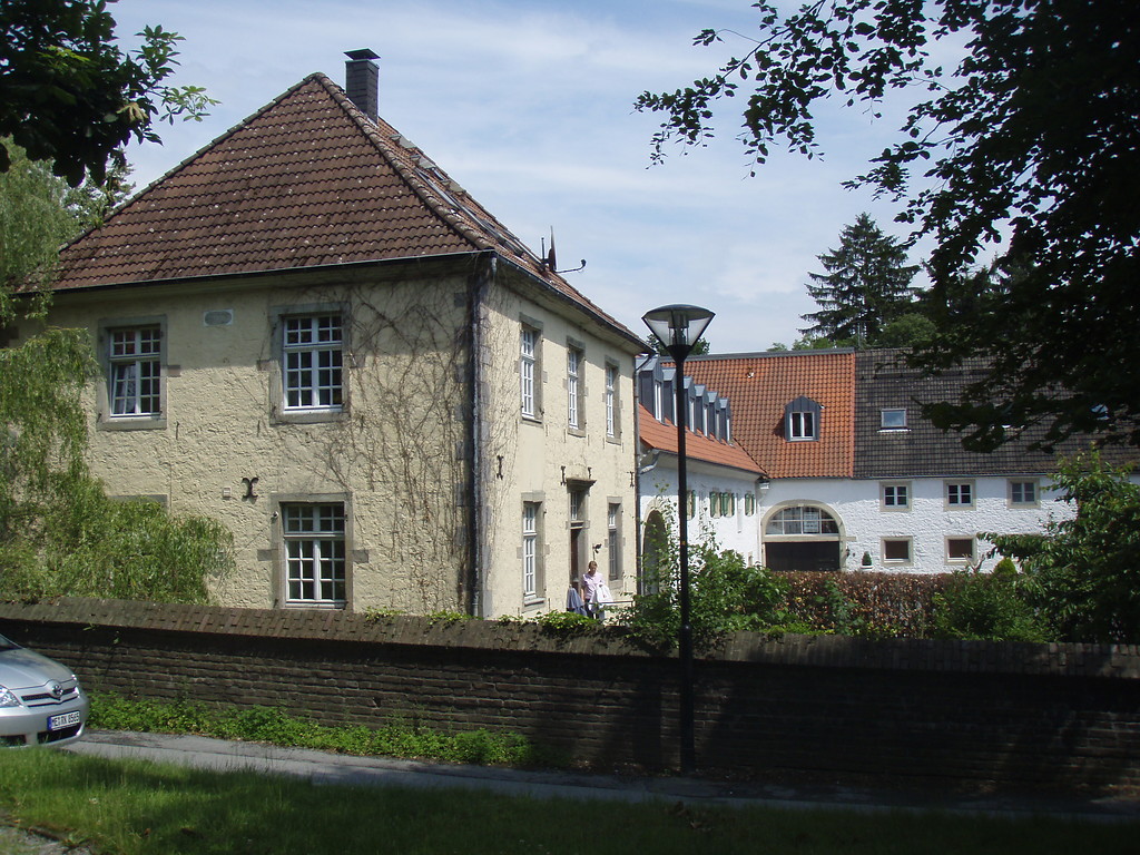 Wülfrath-Düssel, Haus Düssel 2 - 18, Landwirtschaftliches Anwesen Haus Düssel