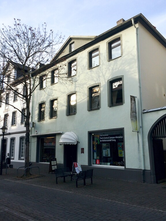 Wohn- und Geschäftshaus Bachovenstraße 10 in Sinzig (2017)