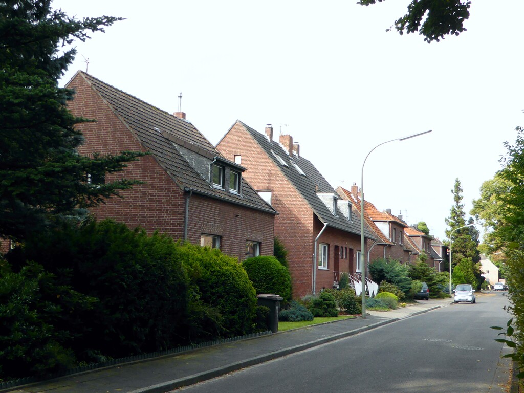 Wohnhäuser am Ortsrand von Keyenberg (2017)