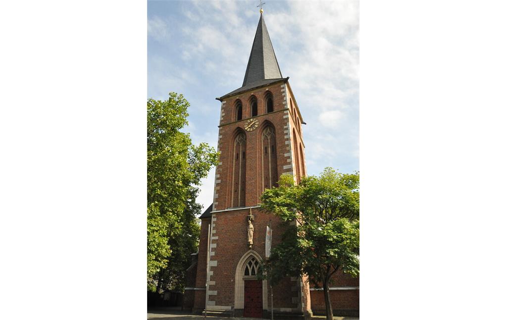 Turm der Pfarrkirche St. Margareta in Brühl (2014)