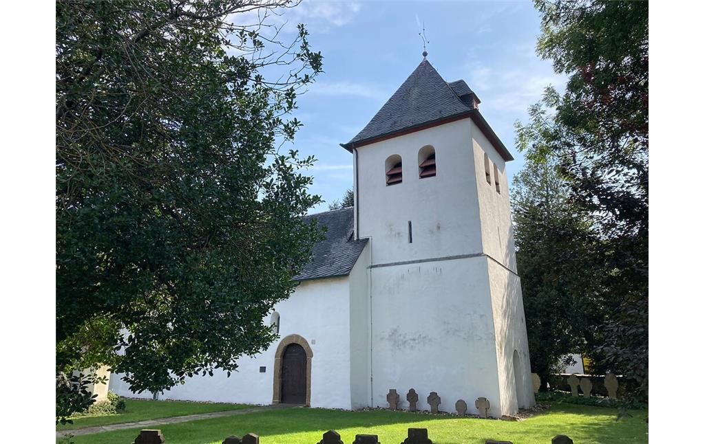 Alte katholische Pfarrkirche Sankt Johann Baptist in Alt-Refrath (2020)