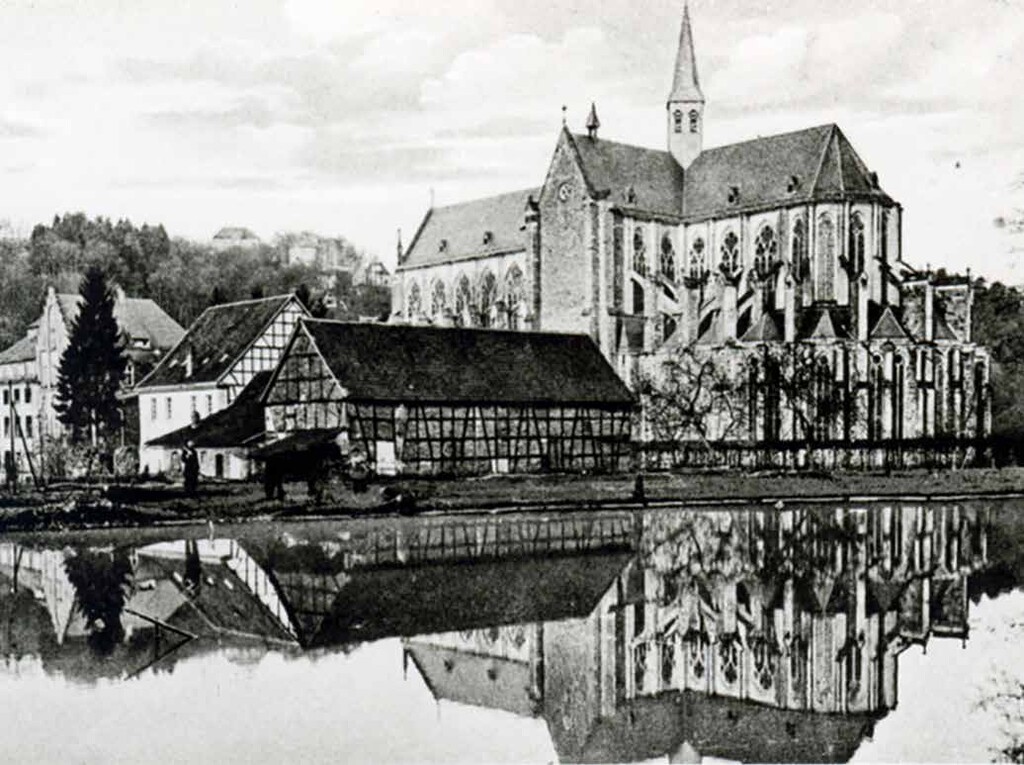 Historische Postkarte mit Blick auf den Kahnweiher östlich des Altenberger Doms. Dieser war einst ein beliebtes Ausflugsziel.