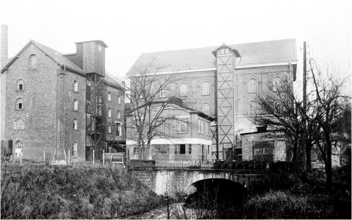 Reuschenberger Mühle vom Untergraben aus gesehen um 1938
