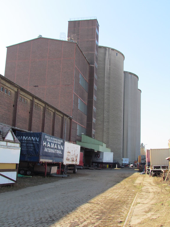 Silos der ehemaligen Zuckerfabrik