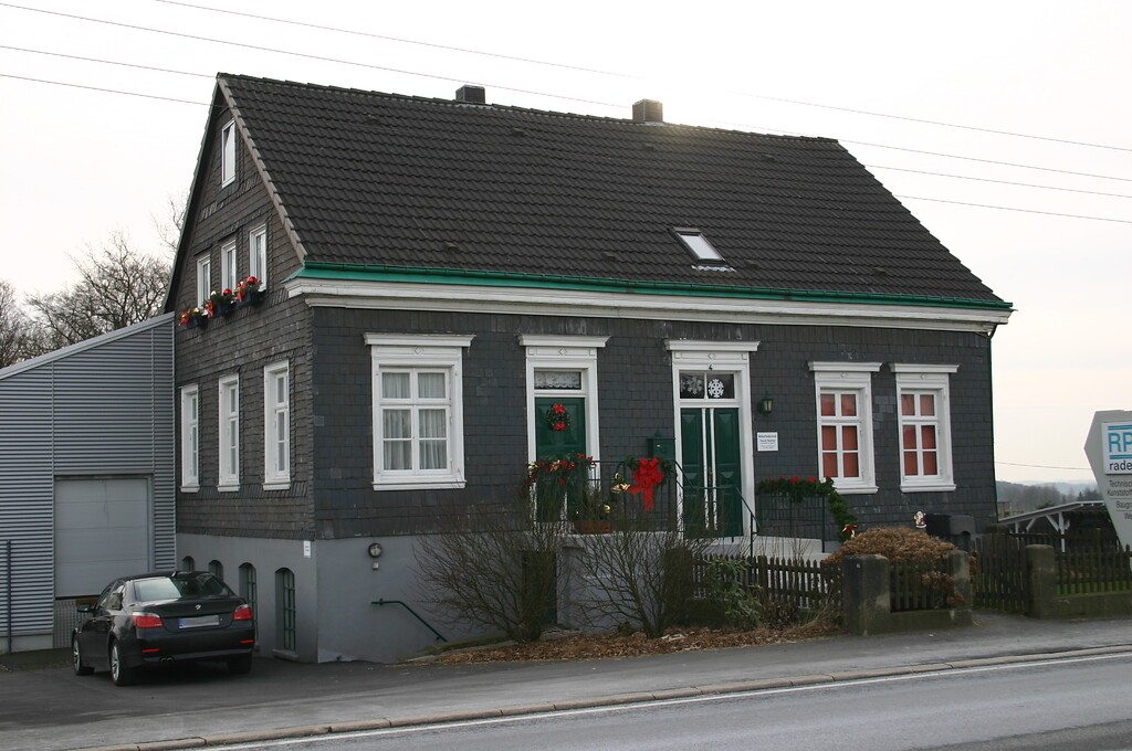 Doppelhaus im Bergischen Stil in Feldmannshaus (2008)