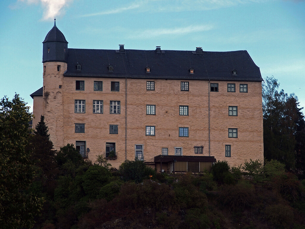 Hauptburg der Burg Schadeck (2020)