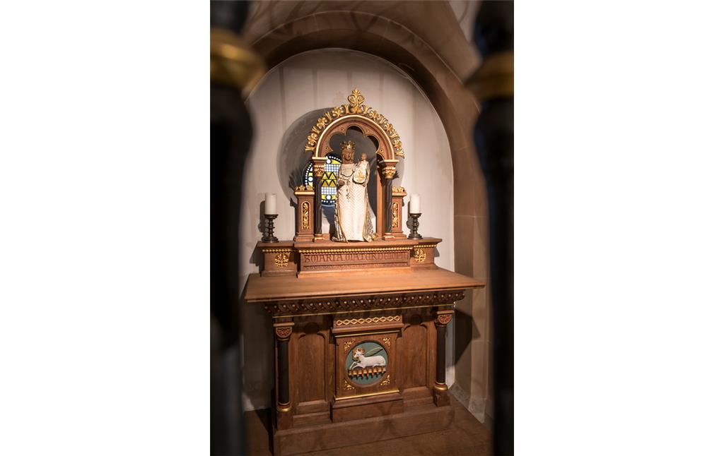 Stiftskirche Sankt Chrysanthus und Daria in Bad Münstereifel (2019), der Altar der Mutter Maria