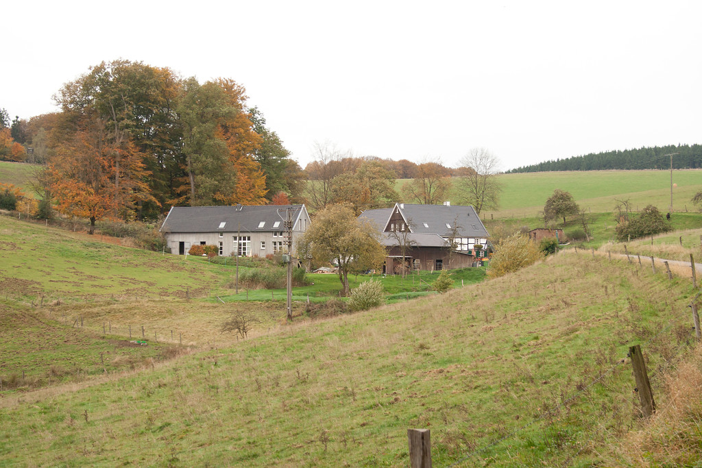 Blick auf den Einzelhof Unterpentinghausen (2013)