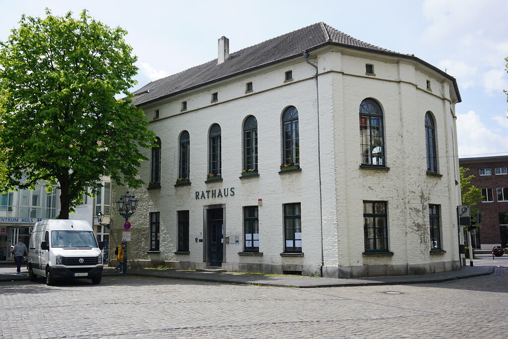 Historischer Ortskern Hüls (2021). Rathaus von 1845/1846