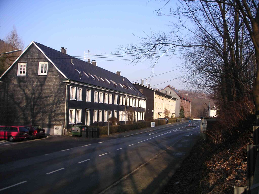 Denkmalgeschützte Wohnhäuser in der Wuppertalstraße in Vogelsmühle (2008)