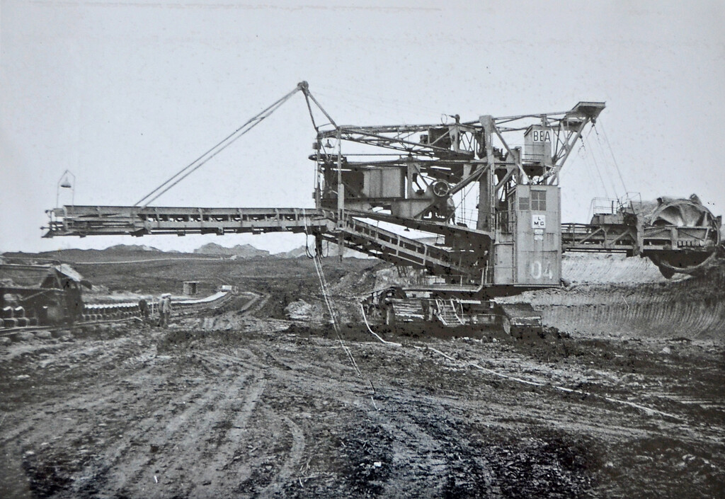 Braunkohlentagebau Grube Victor, Bagger 104