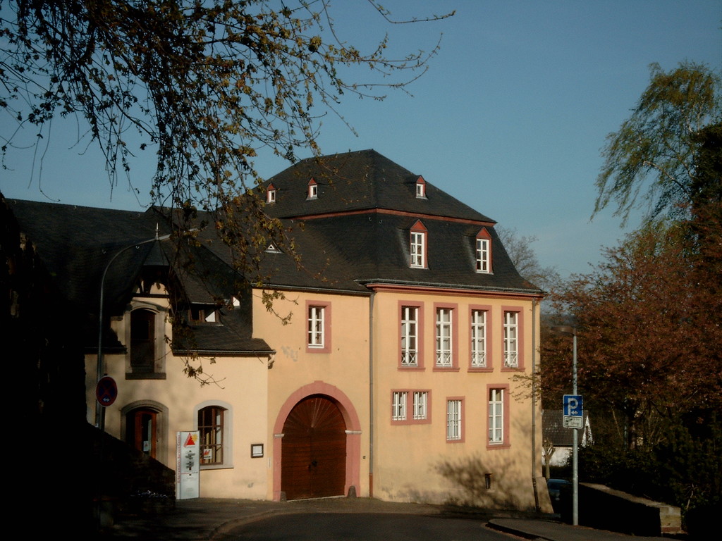 Teilansicht des Zehnthofes in Sinzig (2003)