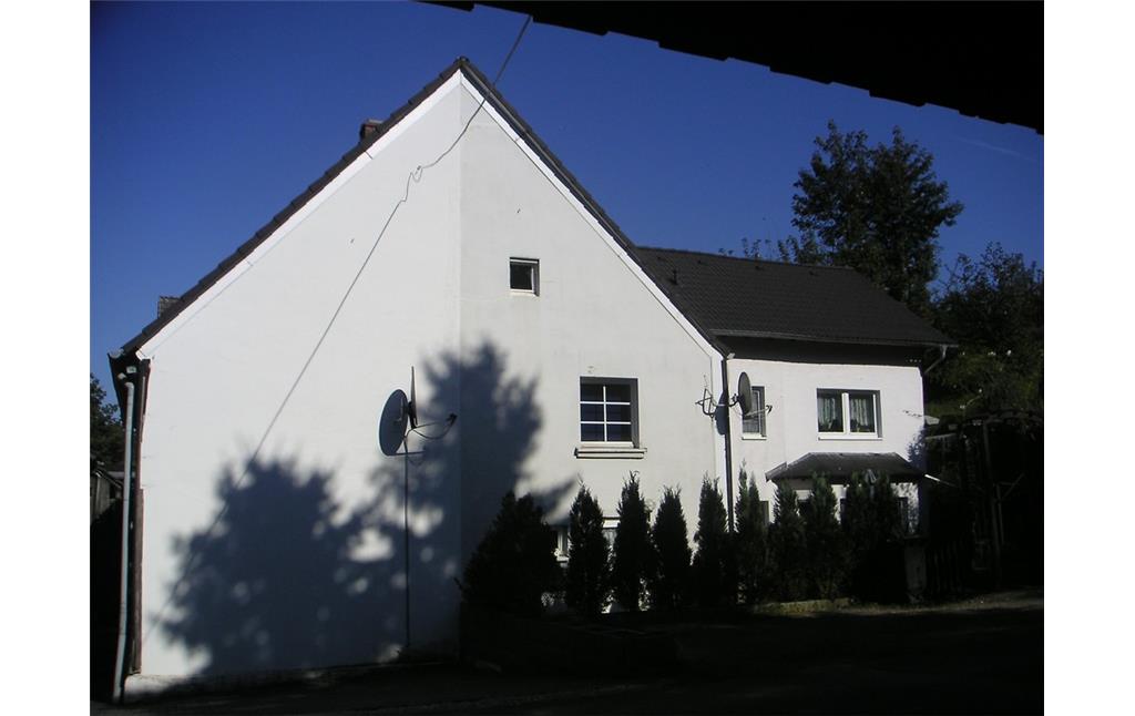 Giebelgeteiltes Haus in Knefelsberg (2007)
