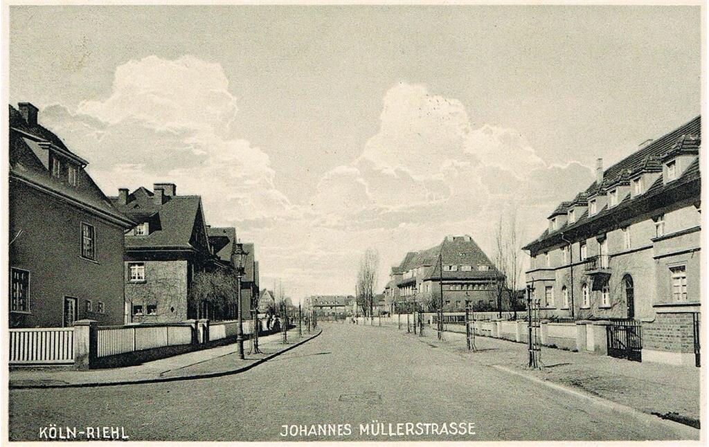 Undatierte historische Aufnahme aus den 1920/30er-Jahren: Johannes-Müller-Straße / Ecke Sieboldstraße in Köln-Riehl.