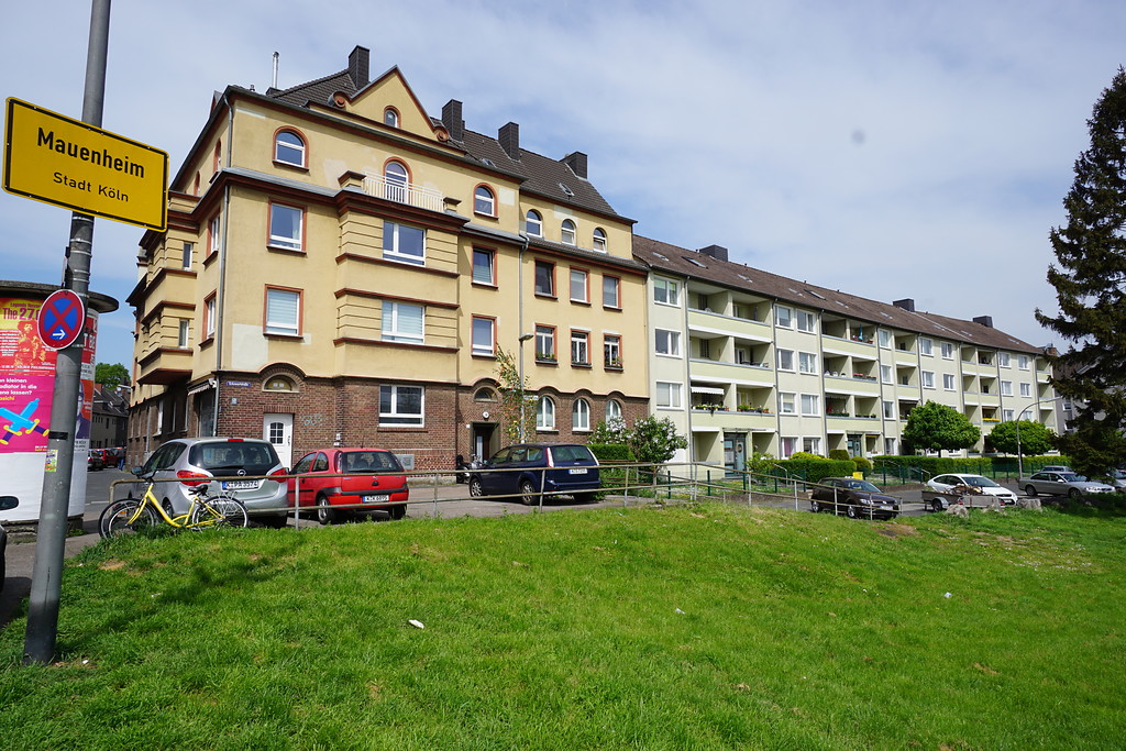genossenschaftliche Wohnhäuser Merheimer Straße 370-374 und Eckewartstraße