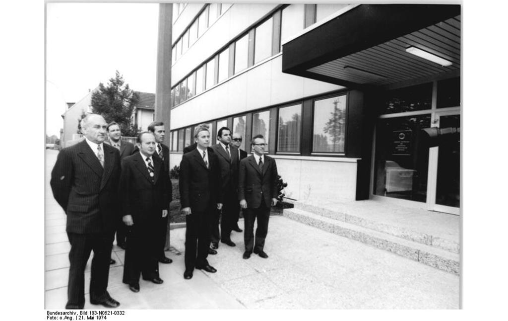 Dienstsitz der ehemaligen Ständigen Vertretung der DDR (1974)