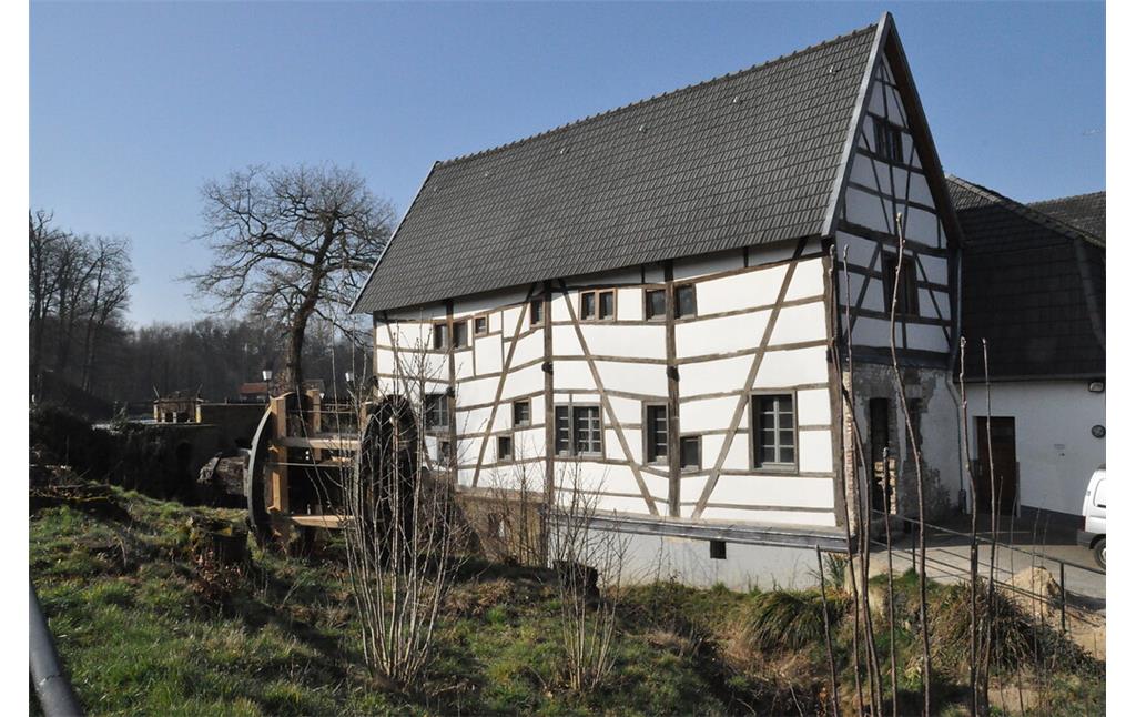 Das Fachwerk der Tüschenbroicher Mühle wurde im Zuge von Renovierungsarbeiten wieder freigelegt (2021)
