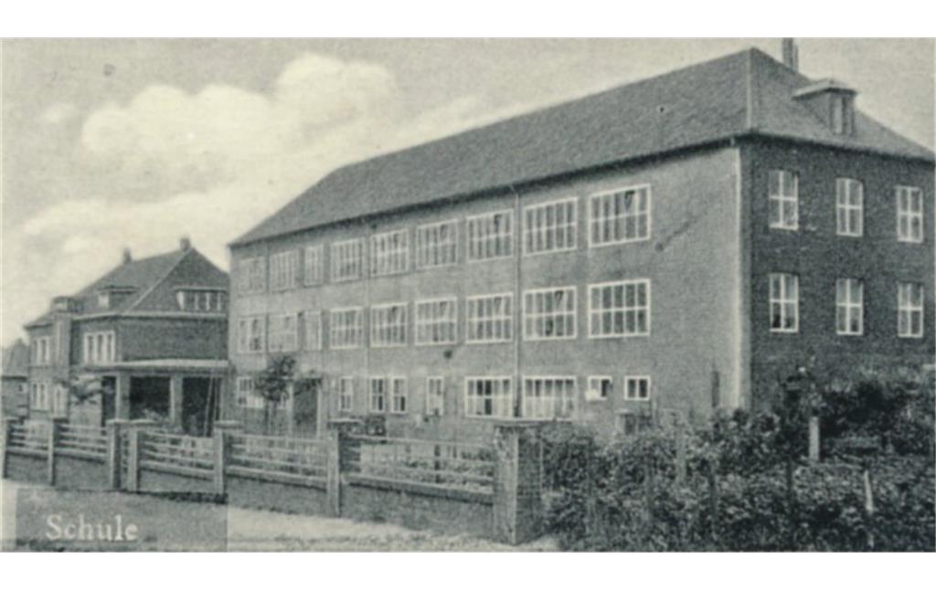 Volksschule Palenberg, heute Grundschule Palenberg (1940)