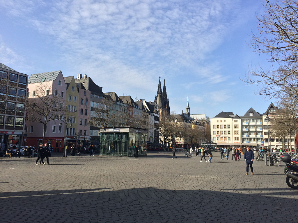 Blick auf den Heumarkt in Köln in nord-westliche Richtung (2017)