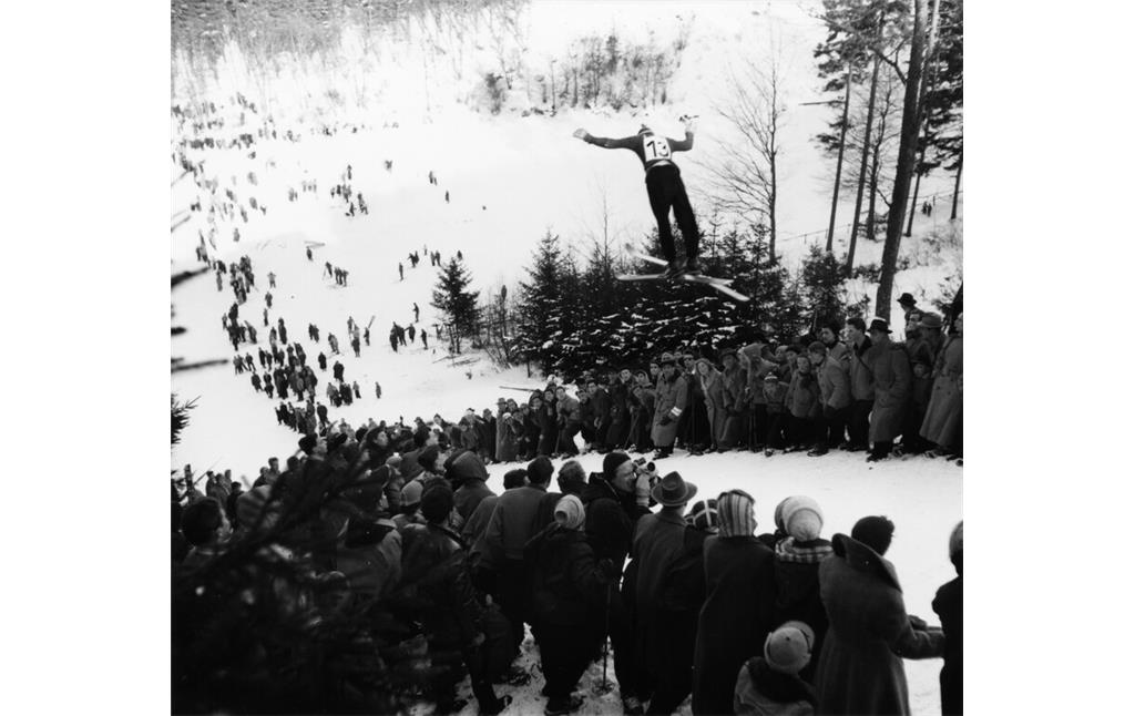 Skisprungschanze Hollerath (Adolf-Hitler-Schanze)