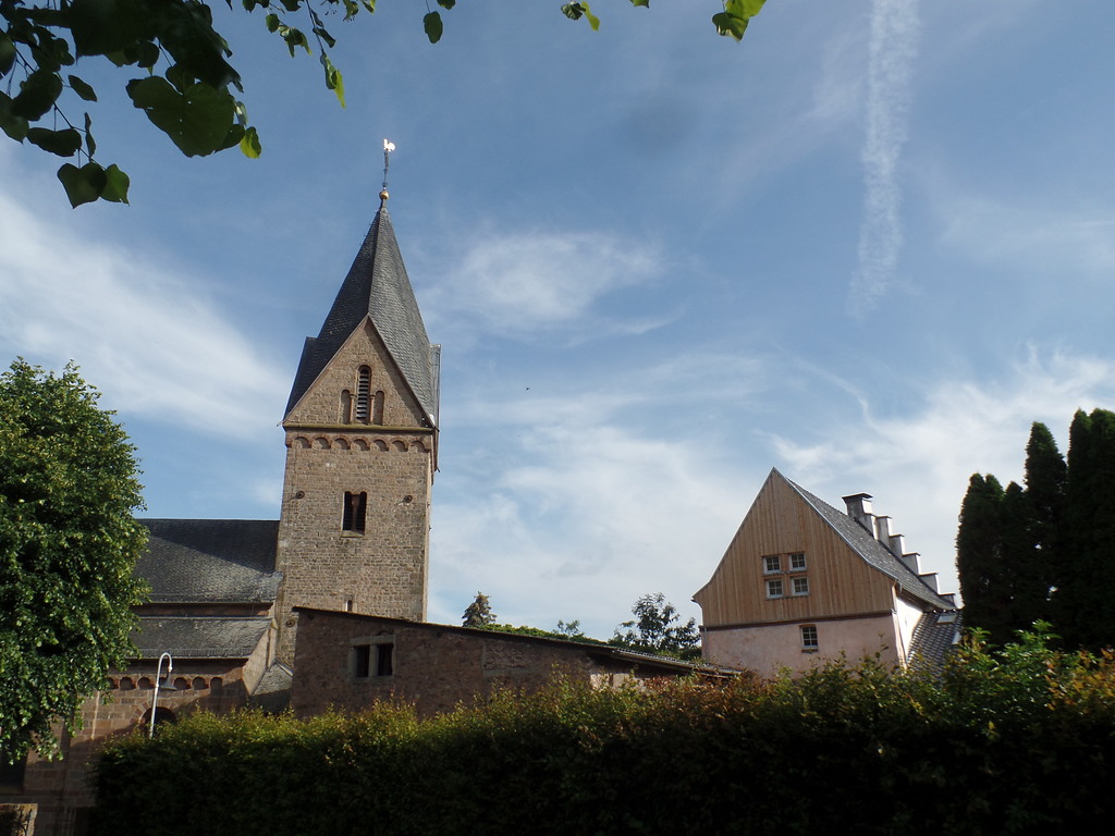 Kirche St. Georg und ehemalige Burg in Kallmuth (2018)