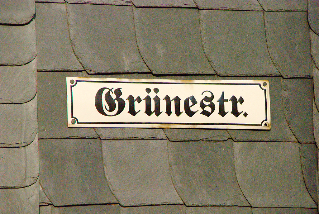 Straßenschild von Grünestraße (2008)