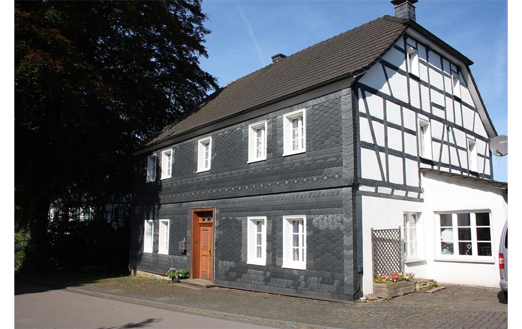 Historischer Ortskern: Burghof 7, Hohkeppel (2017)