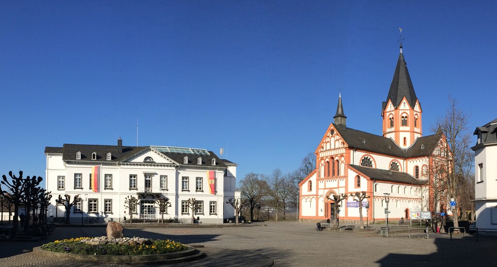 Kirchplatz in Sinzig (2022)