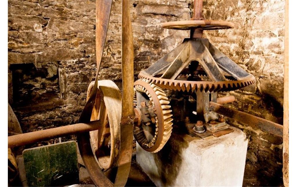 Nespener Mühle, Antriebswelle und Winkelgetriebe