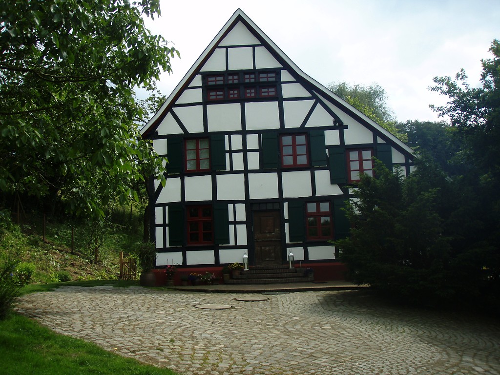 Wülfrath-Aprath, Voisberger Weg 13, Gut Brühl (2009)