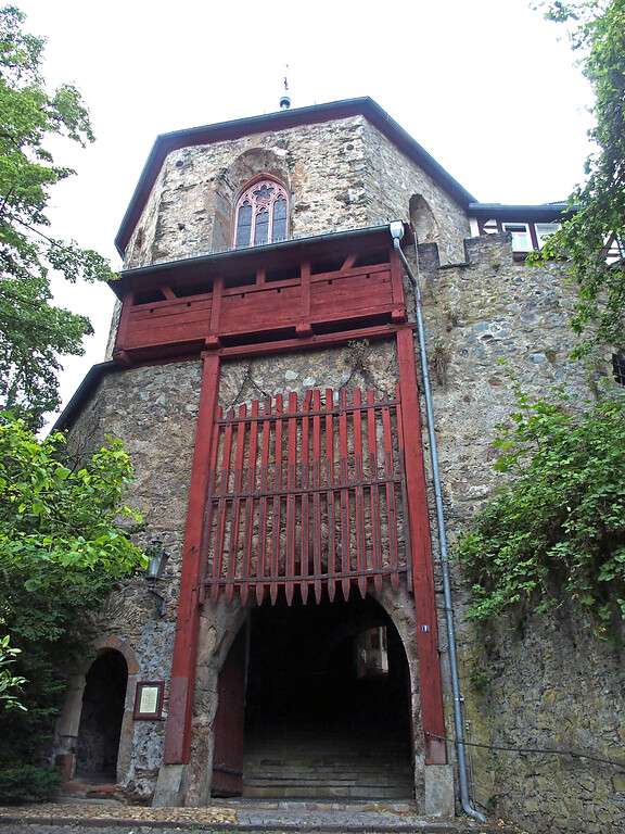 Das "Eiserne Tor" von Schloss Braunfels (2020)