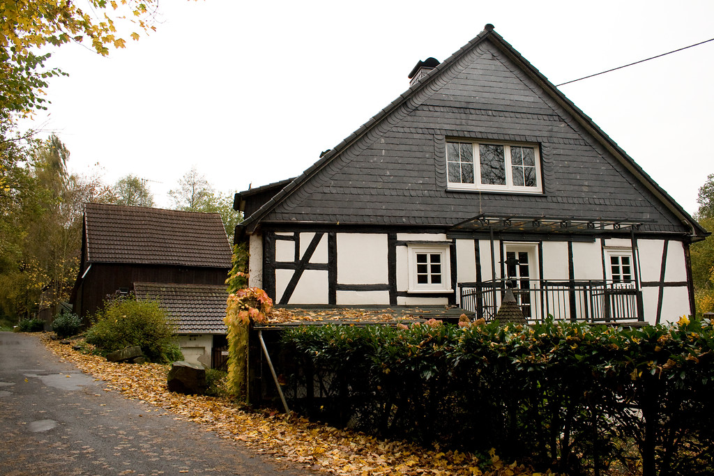 Giebelseite eines Fachwerkhauses in Hütte (2013)