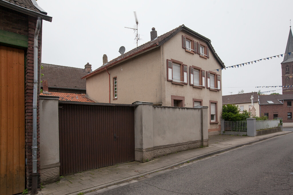 Wohnhaus Holzweilerstraße 2 in Erkelenz-Keyenberg (2019)