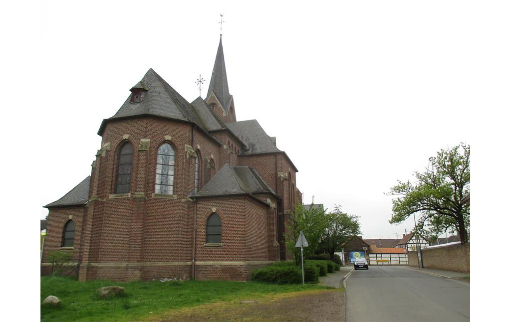Katholische Pfarrkirche St. Laurentius in Müggenhausen (2015)