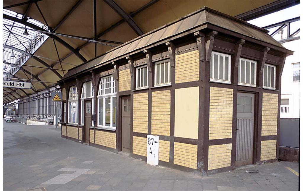 Hauptbahnhof Krefeld (2002)
