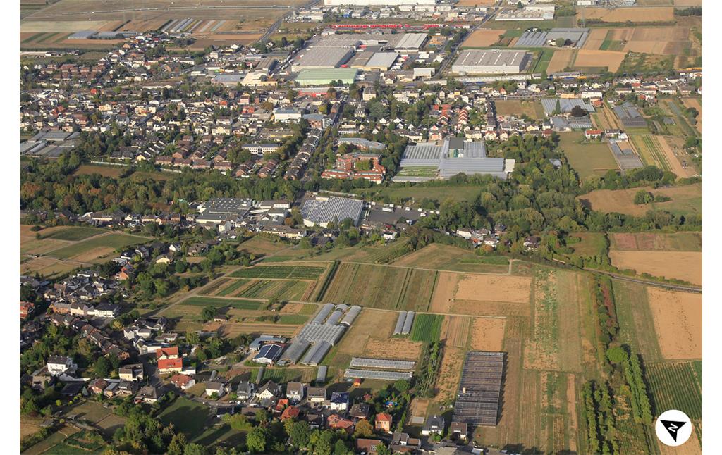 Luftbildaufnahme von Roisdorf mit Nordpfeil (2018)