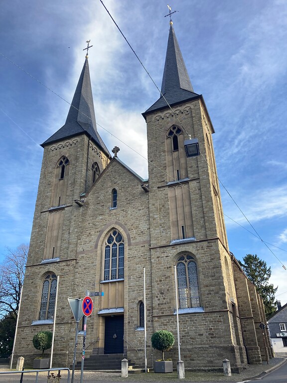 Wallfahrtskirche Sankt Mariä Heimsuchung in Overath-Marialinden (2021)