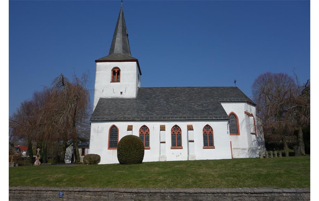 gotische Kirche St. Philippus und Jakobus in Blankenheim-Lommersorf (2020)