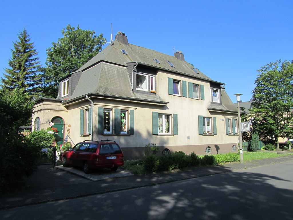 Doppelhaus in der Dr.-Krauß-Straße (2014)