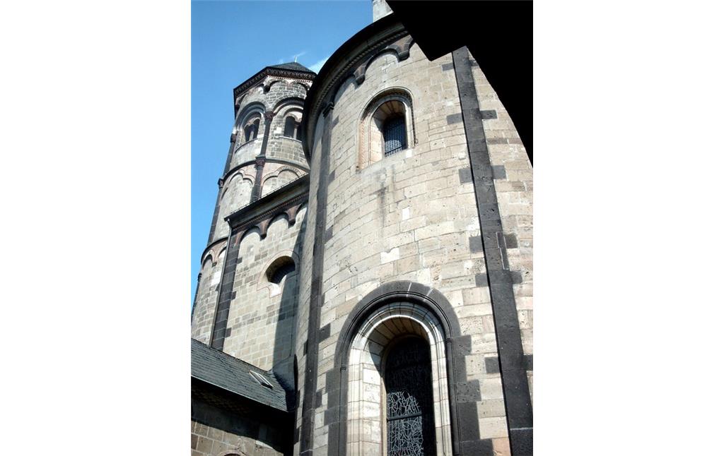 Detailansicht der Westfront der Abteikirche von Maria Laach (2002)