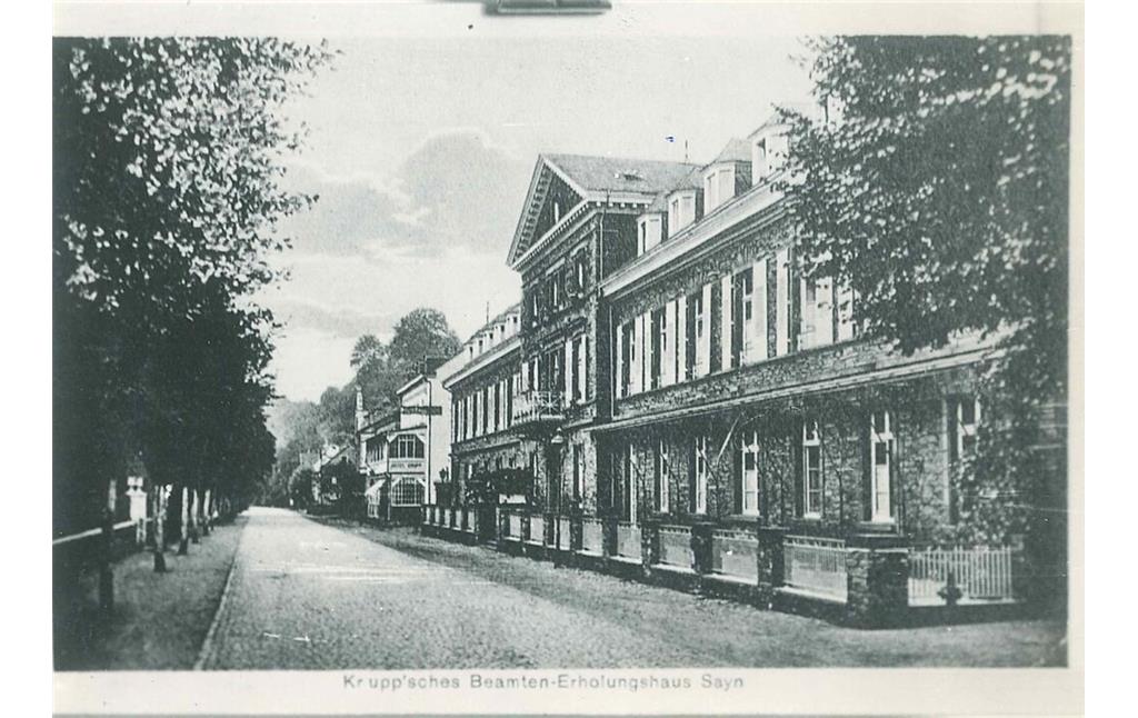 Historische Fotografie des Krupp'schen Beamten-Erholungshauses in Bendorf-Sayn (1930er Jahre)
