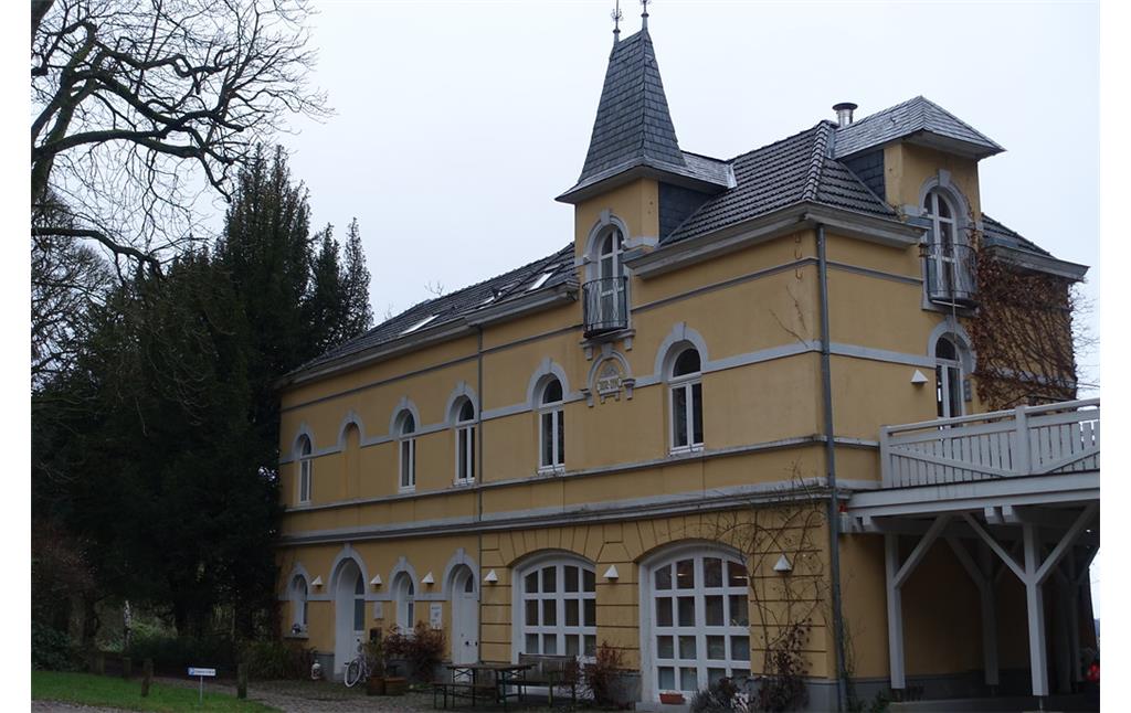 Wohnhaus am Von-Halfern-Park (2015)